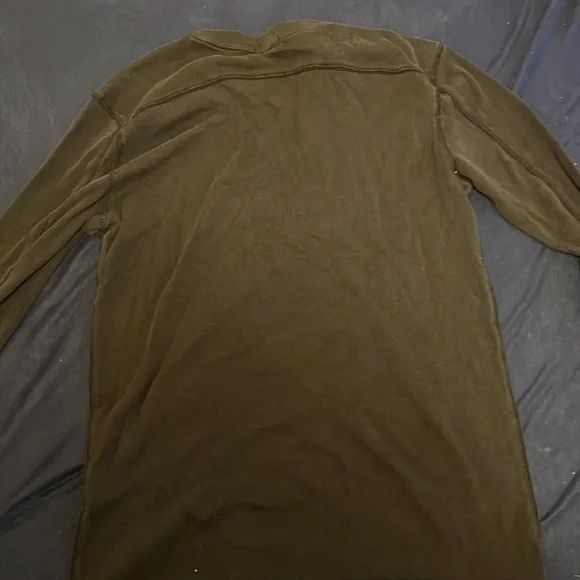 Black Long Sleeve Forever 21 Men’s shirt - Picture 4 of 4